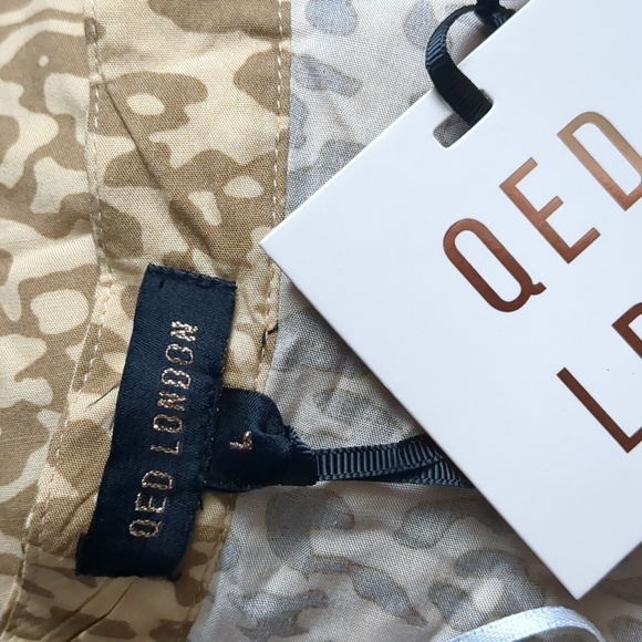 QED London Tan Neutral Animal Print V Neck 3/4 Sleeve Tiered Mini Dress Large - Picture 5 of 7